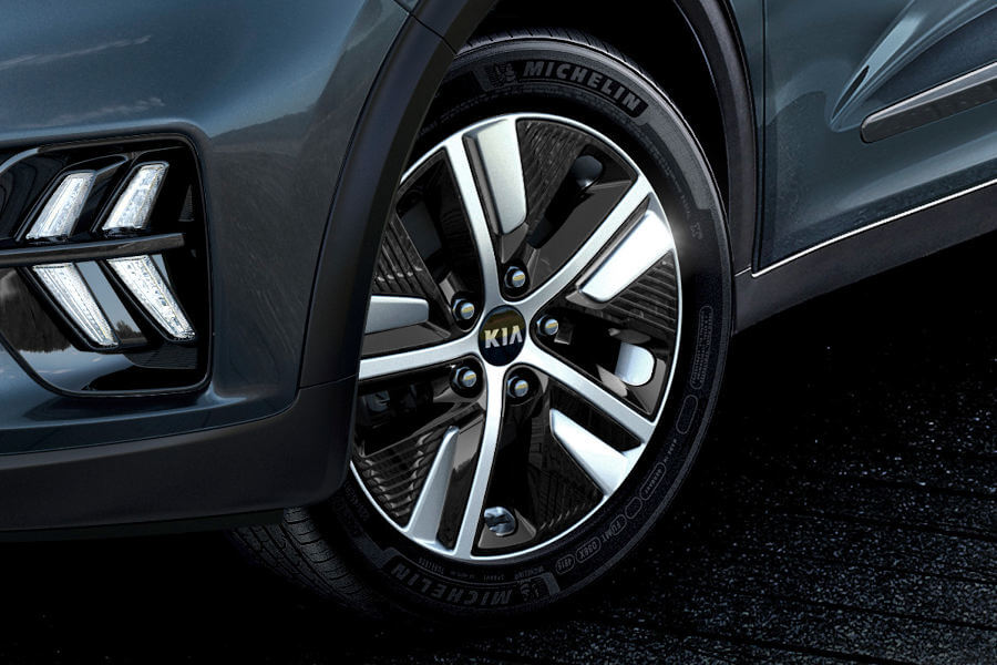 Alloy wheels