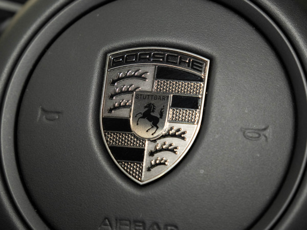 2024 MY25 Porsche Cayenne Turbo E-Hybrid SUV image 36