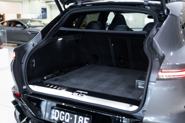 2025 Aston Martin DBX Wagon Image 36