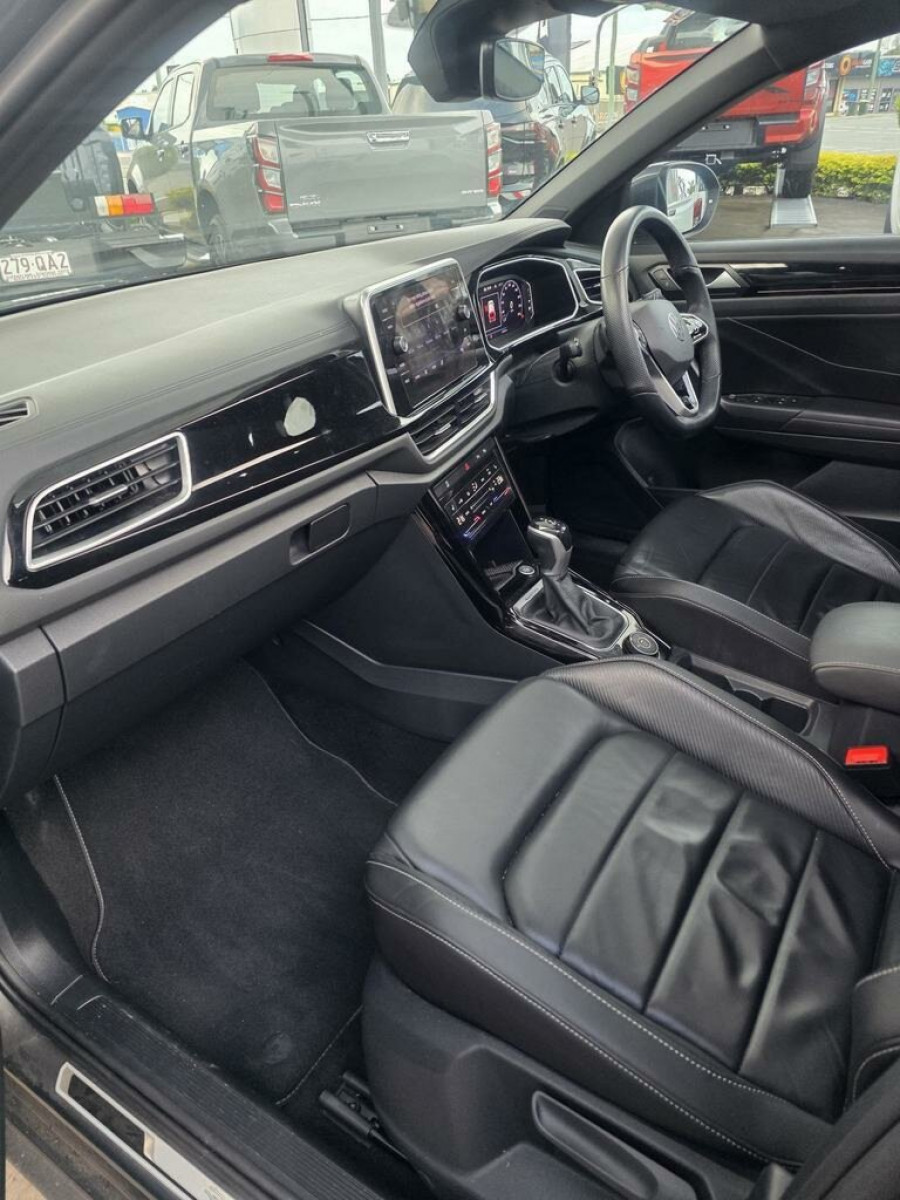 2022 MY23 Volkswagen T-Roc D11 140TSI R-Line SUV Image 15