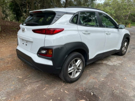 2020 Hyundai KONA OS.3 Active SUV image 3