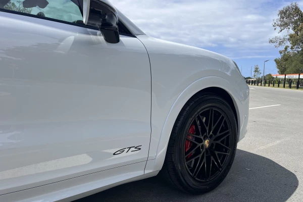 2024 Porsche Cayenne 9YA II GTS SUV Image 10