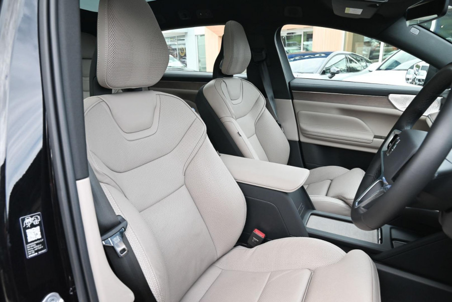 2026 Volvo ES90  Ultra Single Motor Sedan Image 9