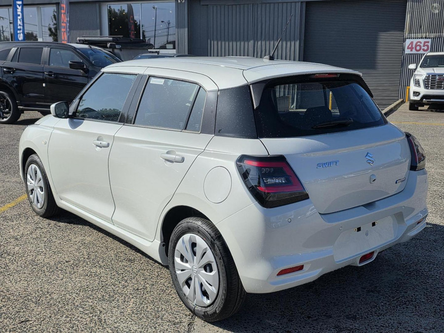 2025 Suzuki Swift UZ Hybrid Hatch Image 4