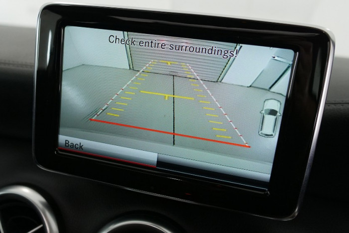 2014 Mercedes-Benz A Class W176 A200 Hatchback Image 11