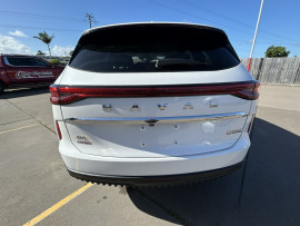 2025 GWM Haval H6 B01 Lux SUV image 4