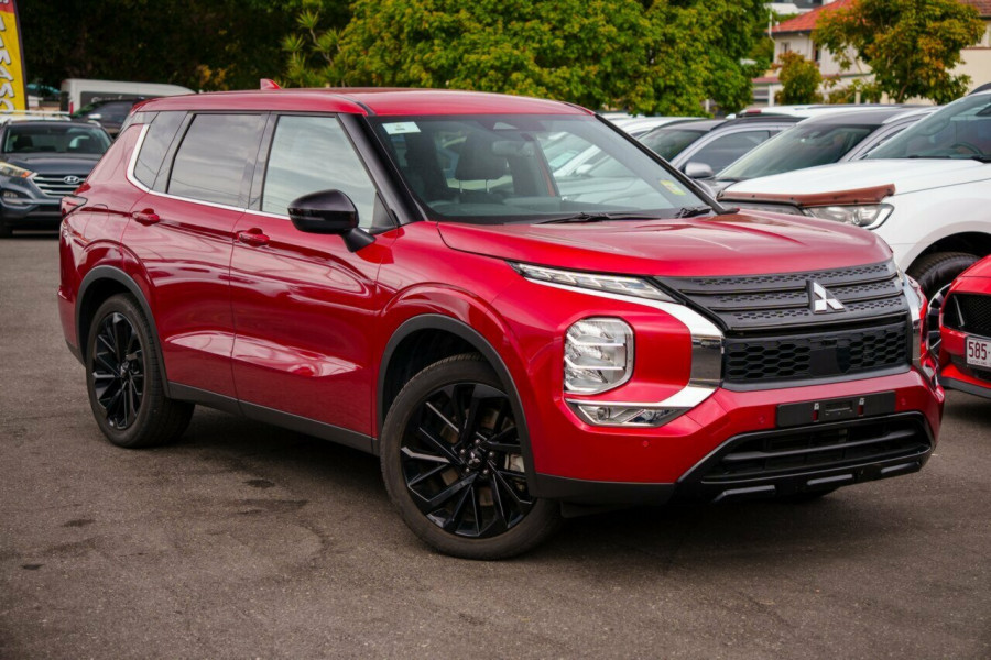 2024 Mitsubishi Outlander ZM Black Edition SUV Image 1