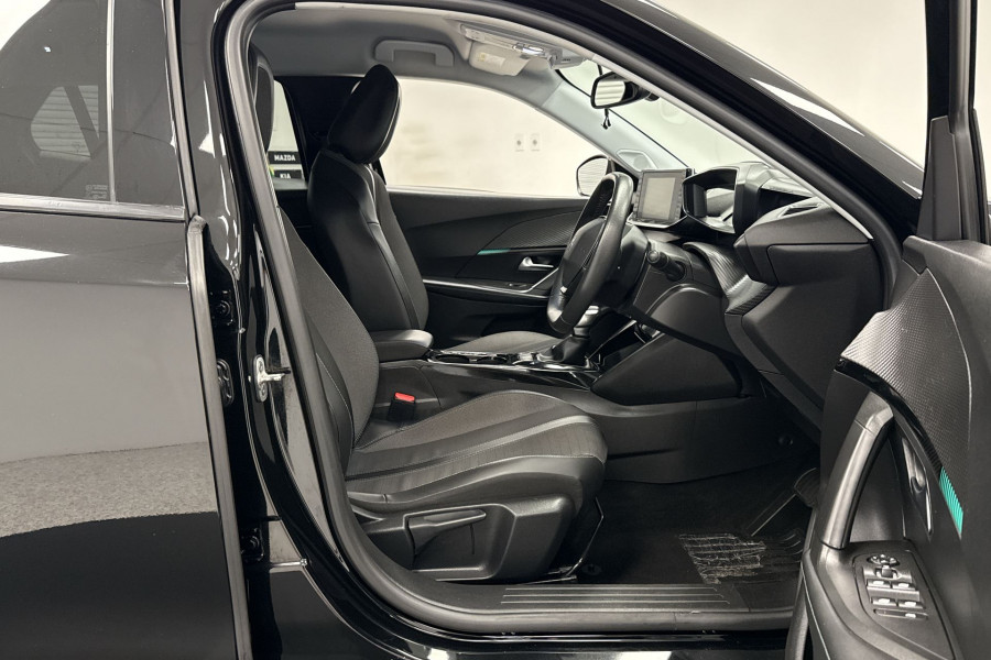 2021 Peugeot 2008 P24 Allure SUV Image 19