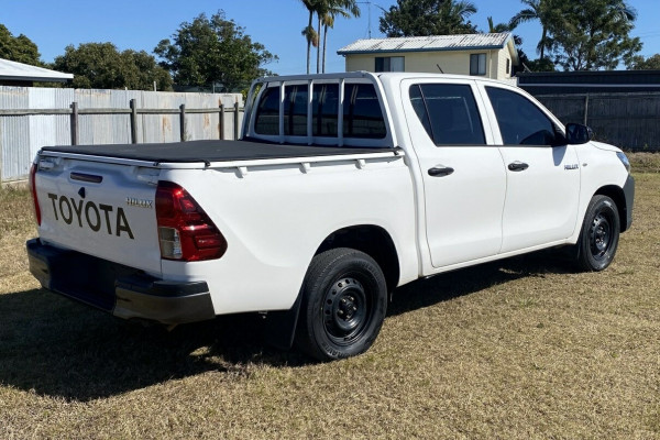 2018 Toyota Hilux TGN121R Workmate Double Cab 4x2 Ute Image 3