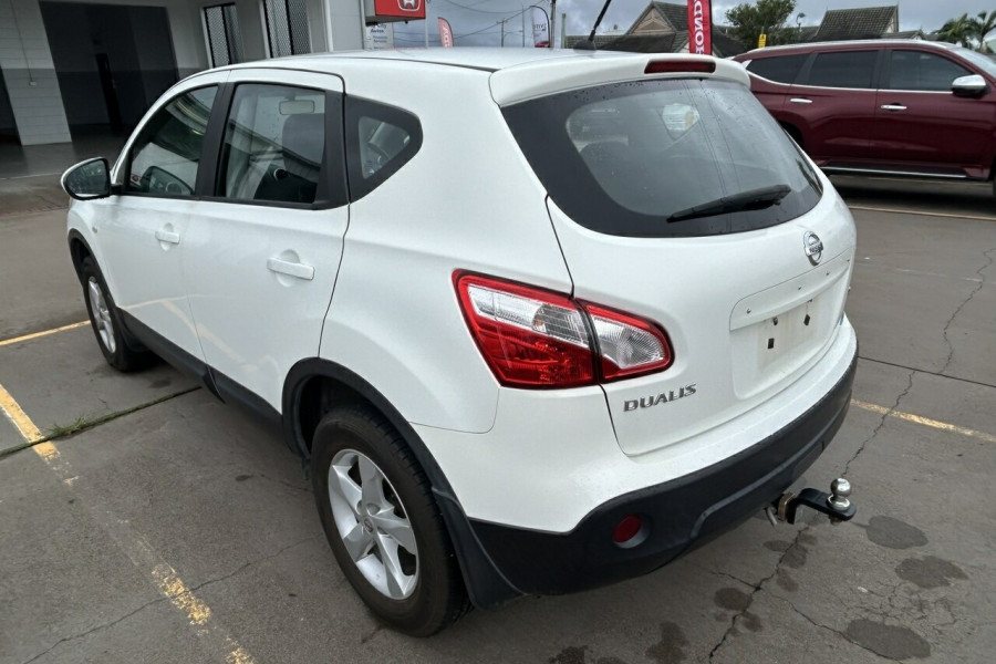 2012 Nissan Dualis J10W Series 3 MY12 ST Hatch X-tronic 2WD Hatch Image 8