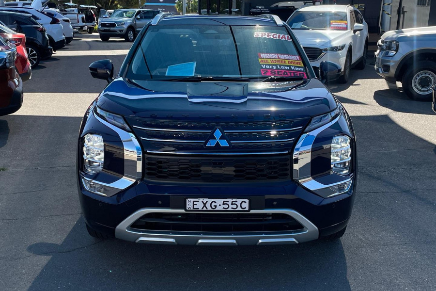 2022 MY23 Mitsubishi Outlander ZM Exceed SUV Image 9