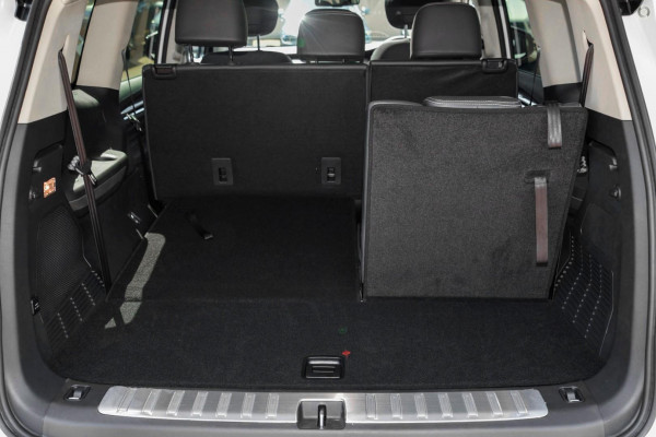 2025 LDV D90 SV9A Executive SUV Image 11