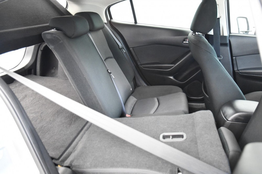 2014 Mazda 3 BM5478 Neo Hatchback Image 20