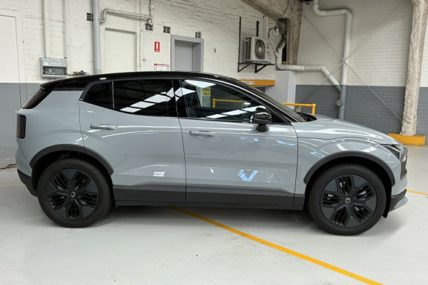 2025 MY26 Volvo EX30 Cross Country  Ultra Twin Motor Performance SUV Image 3