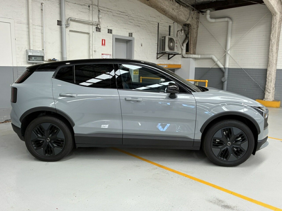 2025 MY26 Volvo EX30 Cross Country  Ultra Twin Motor Performance SUV Image 3