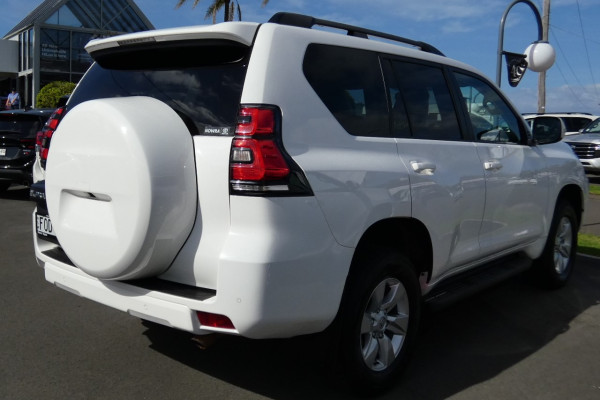 2023 Toyota LandCruiser Prado GDJ150R GXL SUV Image 6