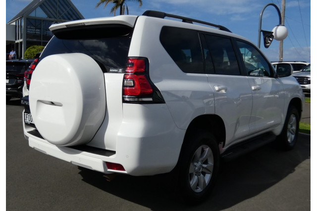 2023 Toyota LandCruiser Prado GDJ150R GXL SUV Image 6