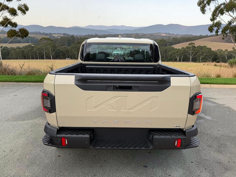2025 MY26 Kia Tasman TK SX+ Ute Image 4