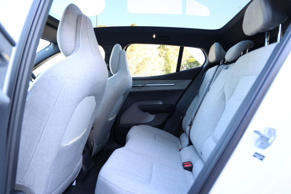 2026 MY27 Volvo EX30  Ultra P5 Long Range SUV Image 27