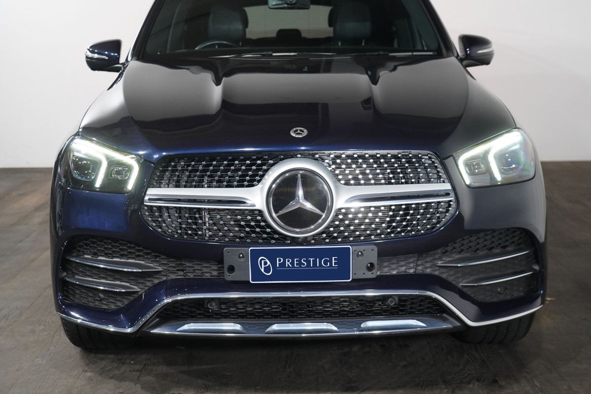 2021 Mercedes-Benz Gle 300 D 4matic SUV Image 3