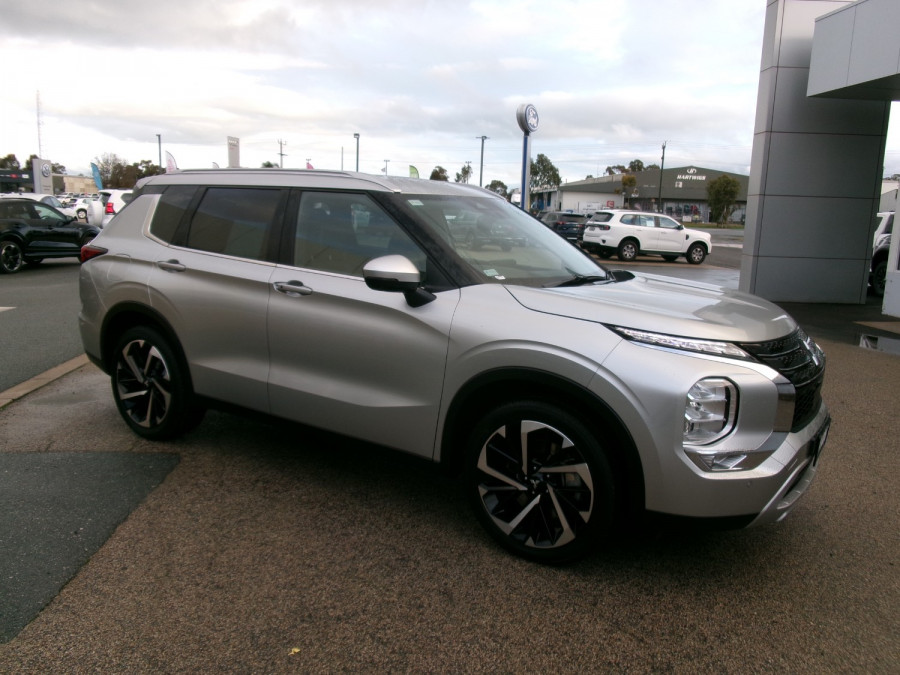 2023 Mitsubishi Outlander ZM Aspire SUV Image 2