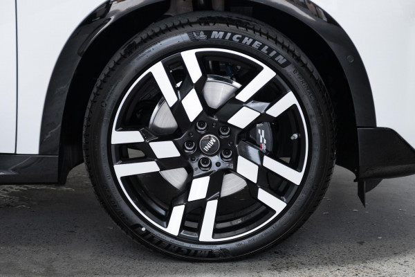 2026 MY25 MINI Countryman U25 S JCW Sport SUV image 19