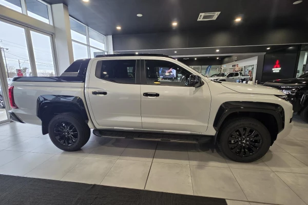 2026 Mitsubishi Triton MV GSR Ute Image 3