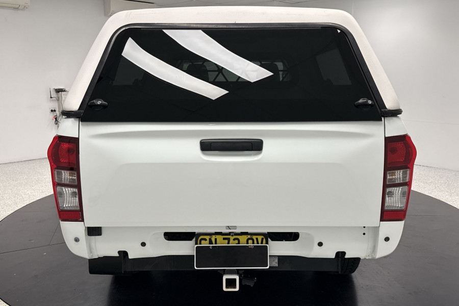 2017 Isuzu D-MAX TF SX Cab Chassis Image 9