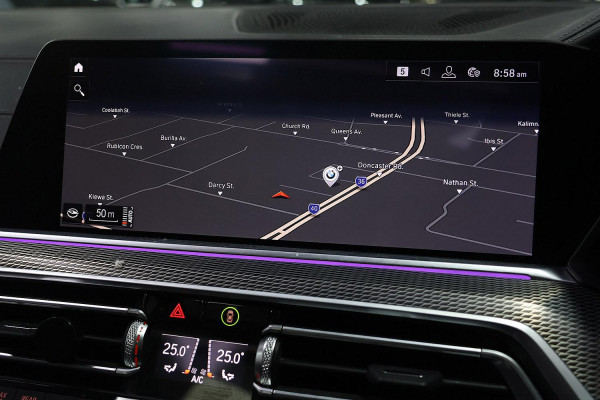 2019 BMW X5 G05 M50d SUV image 17