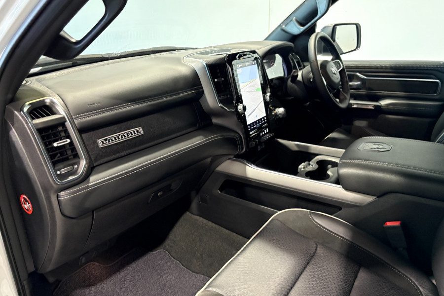 2024 Ram 1500 DT Laramie Ute Image 13