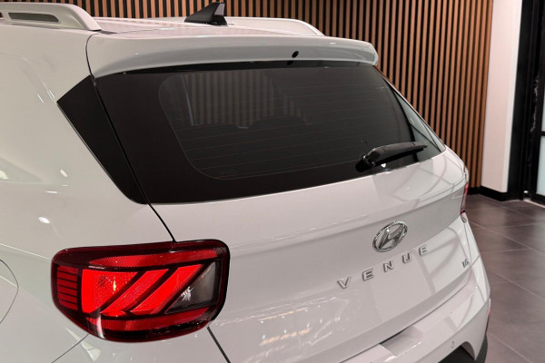 2020 Hyundai Venue QX Active SUV Image 7