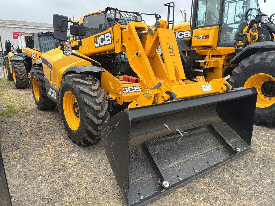 2026 JCB TELEHANDLER - AG Telescopic Handler Image 2