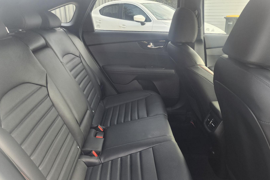 2021 MY22 Kia Cerato BD Sport Hatch Image 9
