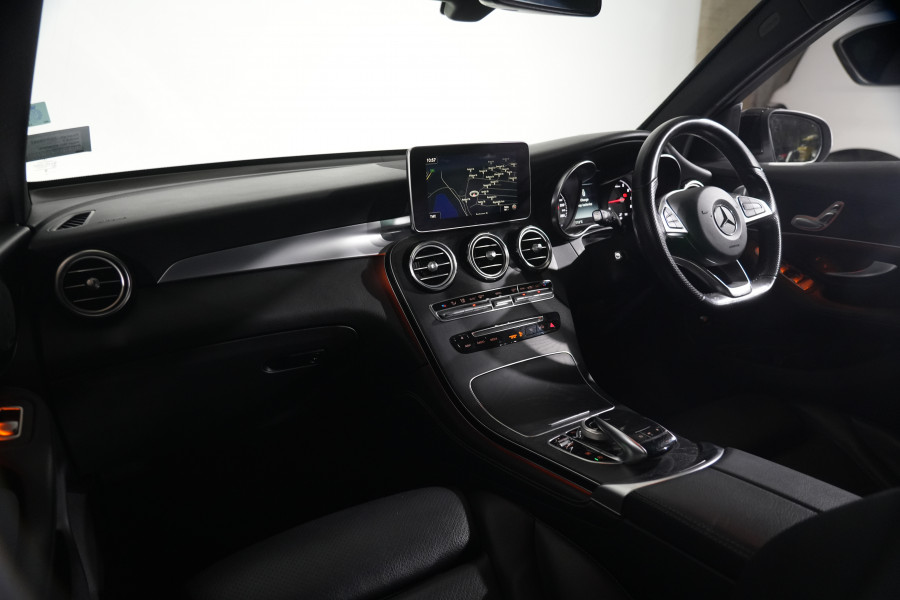 2019 Mercedes-Benz GLC-Class GLC200 SUV Image 12