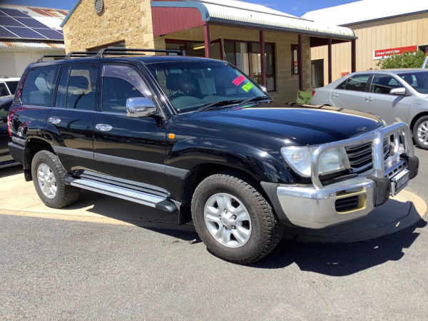 2004 Toyota Landcruiser UZJ100R Kakadu Suv