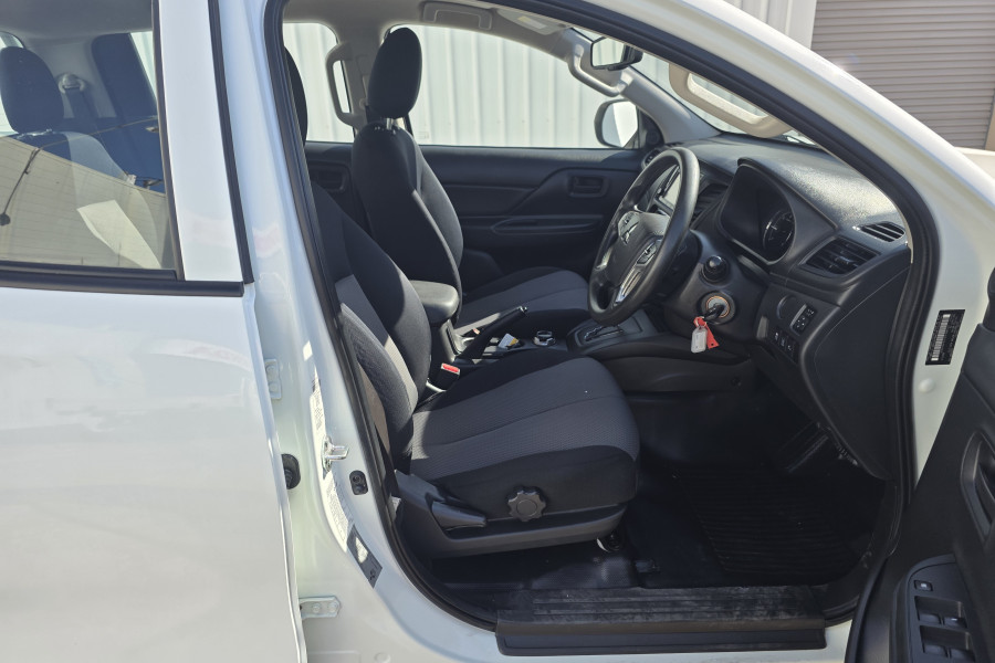 2019 Mitsubishi Triton MR GLX ADAS Cab Chassis Image 15