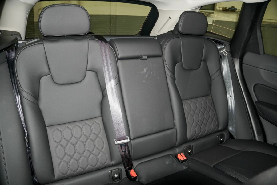2025 MY26 Volvo XC60 UZ Plus B5 Bright SUV Image 9