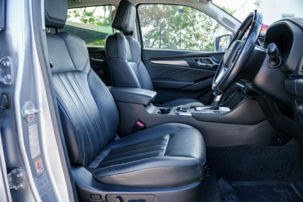 2021 Isuzu MU-X RJ LS-T SUV Image 21
