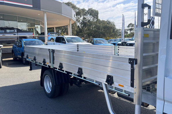 2025 MY24 LDV Deliver 9  XLWB Cab Chassis Image 12