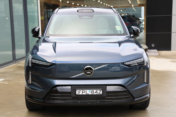 2025 Volvo EX90 No Series Ultra Twin Motor Performance SUV Image 3