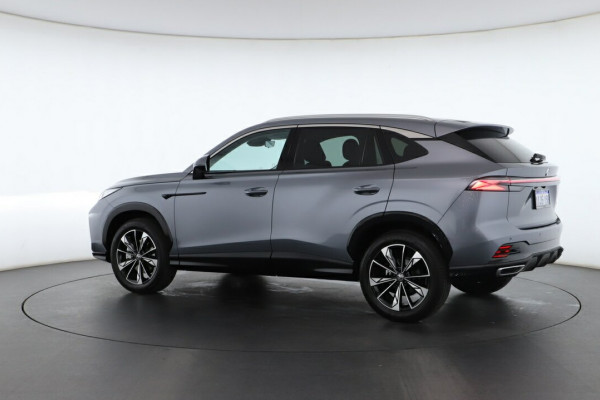 2024 MY25 MG HS AS33 Essence SUV Image 2