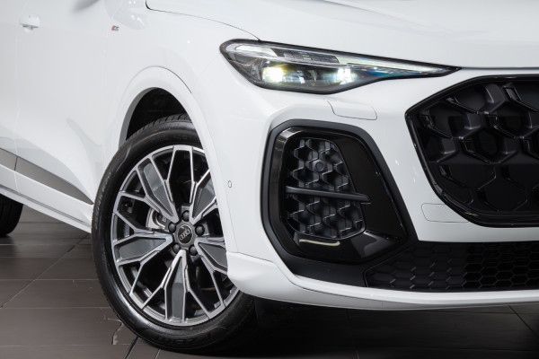 2026 MY25 Audi Q5 FY TFSI Sport SUV image 6