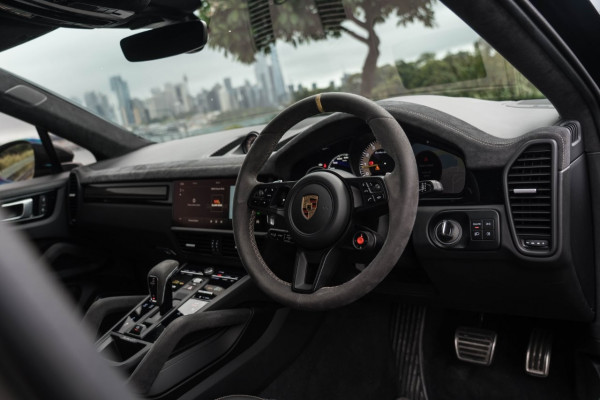 2022 Porsche Cayenne Turbo GT Coupe Image 12