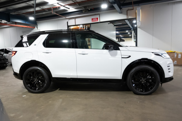 2025 MY25.5 Land Rover Discovery Sport L550 P250 Dynamic SE SUV image 3