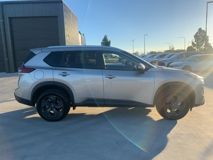 2026 Nissan X-Trail T33 ST-L SUV Image 2