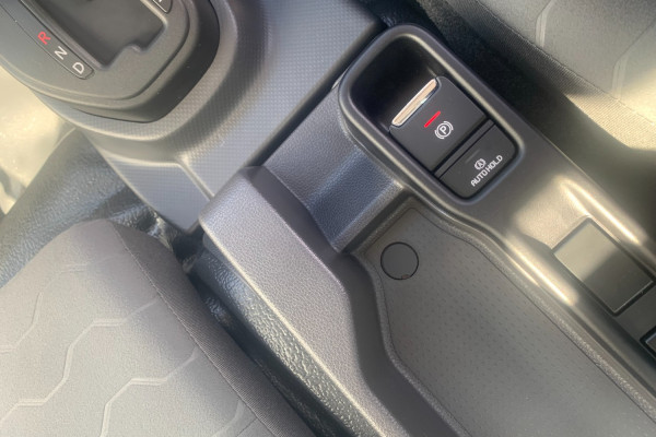 2026 Isuzu  NPR 45/65-175 DT D34 TRADE TRADEPACK Tray Image 12