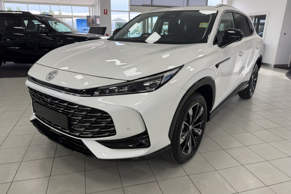 2025 MG HS AS33H Essence Hybrid+ SUV Image 3