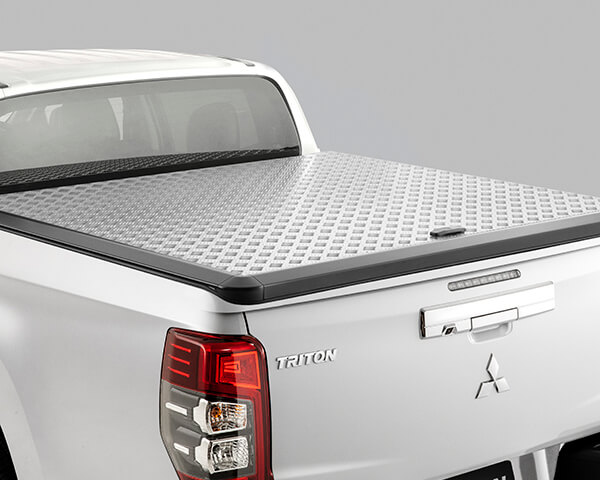 Alloy Trade Tonneau Cover - silver (EGR)