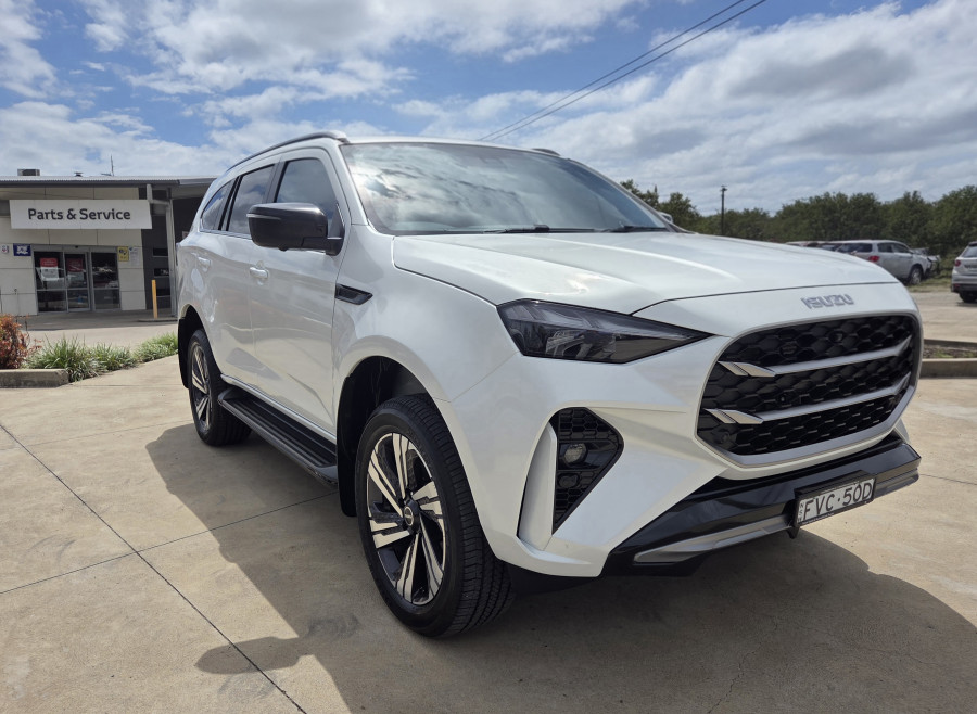 2025 MY25.5 Isuzu MU-X RJ LS-T SUV Image 1