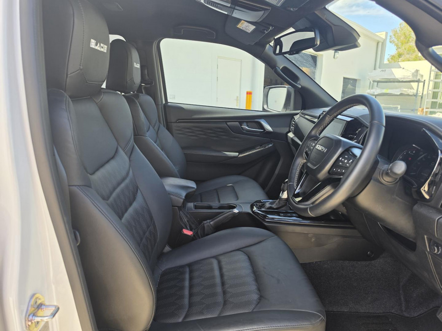 2025 MY24 Isuzu D-MAX RG BLADE Ute Image 10